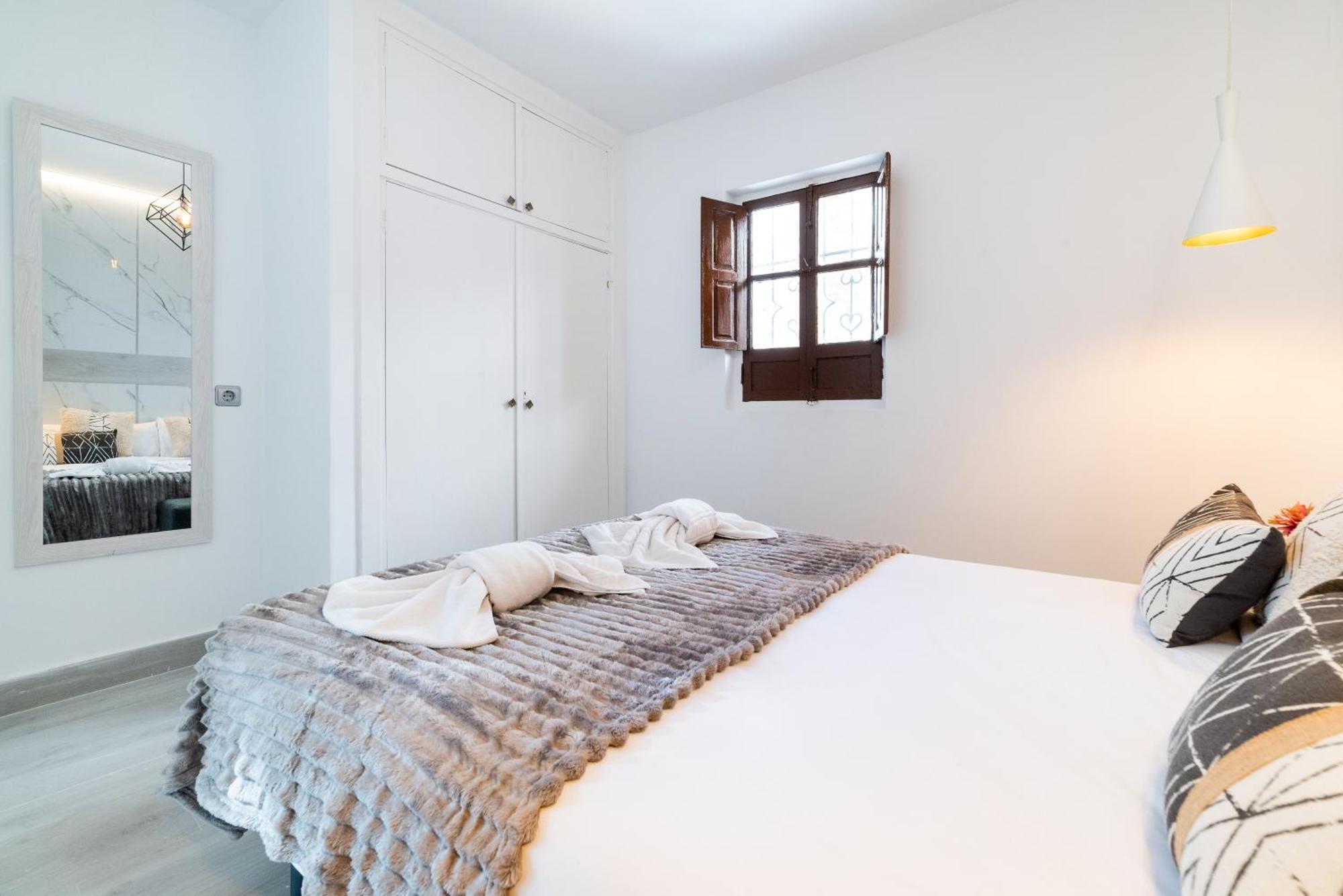 Reyes Albaicin Apartment Granada Bagian luar foto